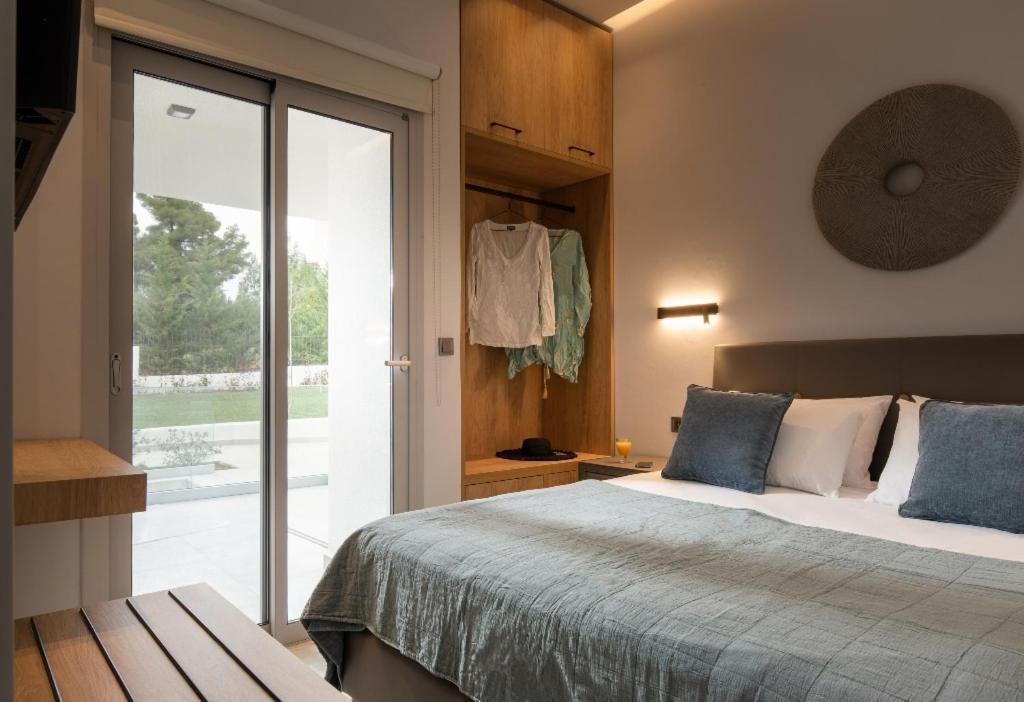 Nikiti Botanic Pool Suites Bagian luar foto
