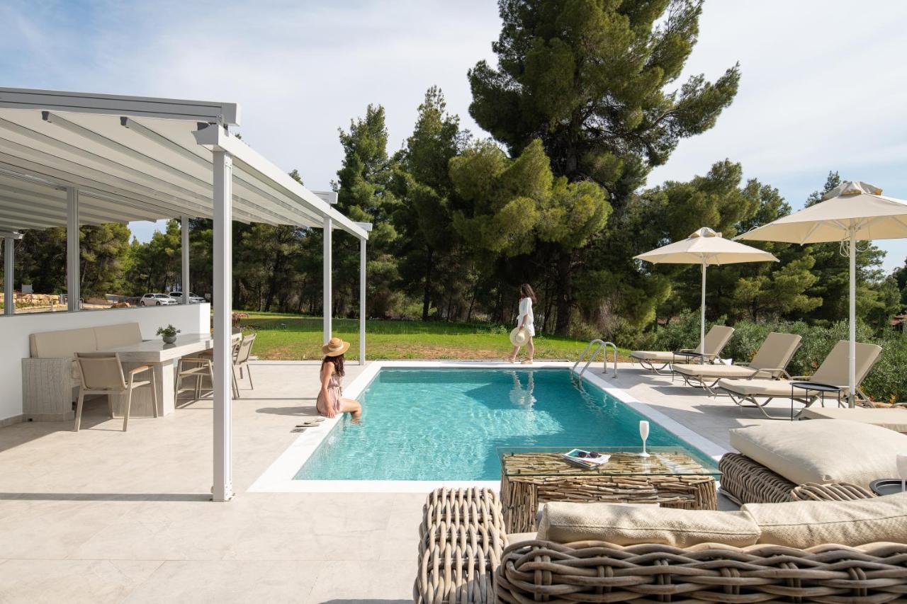 Nikiti Botanic Pool Suites Bagian luar foto