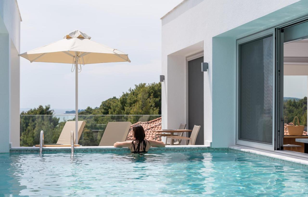Nikiti Botanic Pool Suites Bagian luar foto