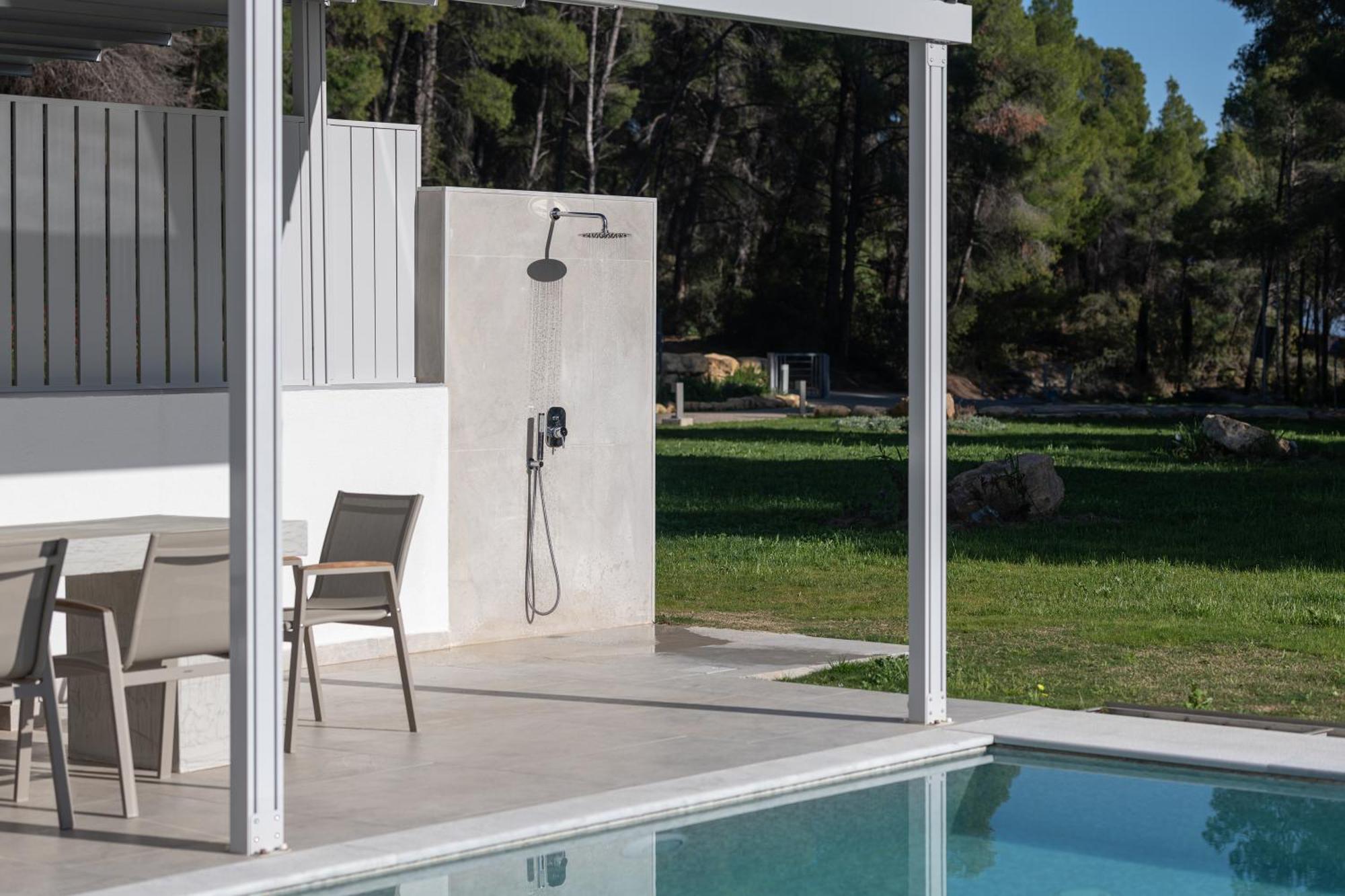 Nikiti Botanic Pool Suites Bagian luar foto